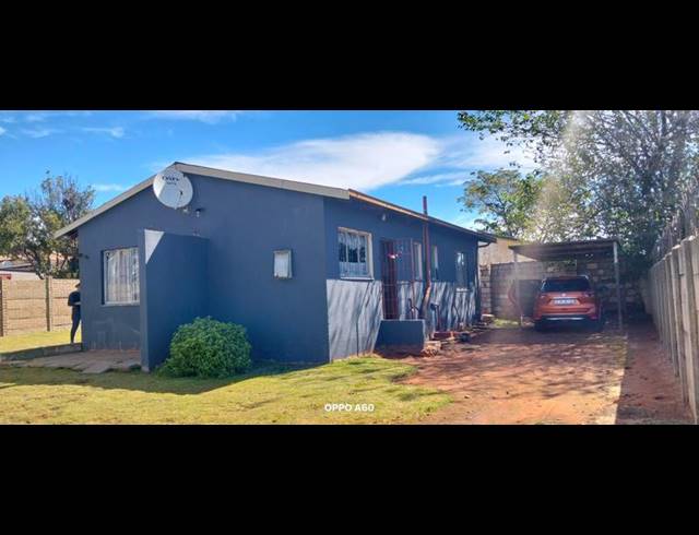 3 BEDROOM HOUSE FOR SALE IN PALM RIDGE